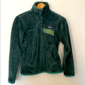 Forest green Patagonia fleece jacket